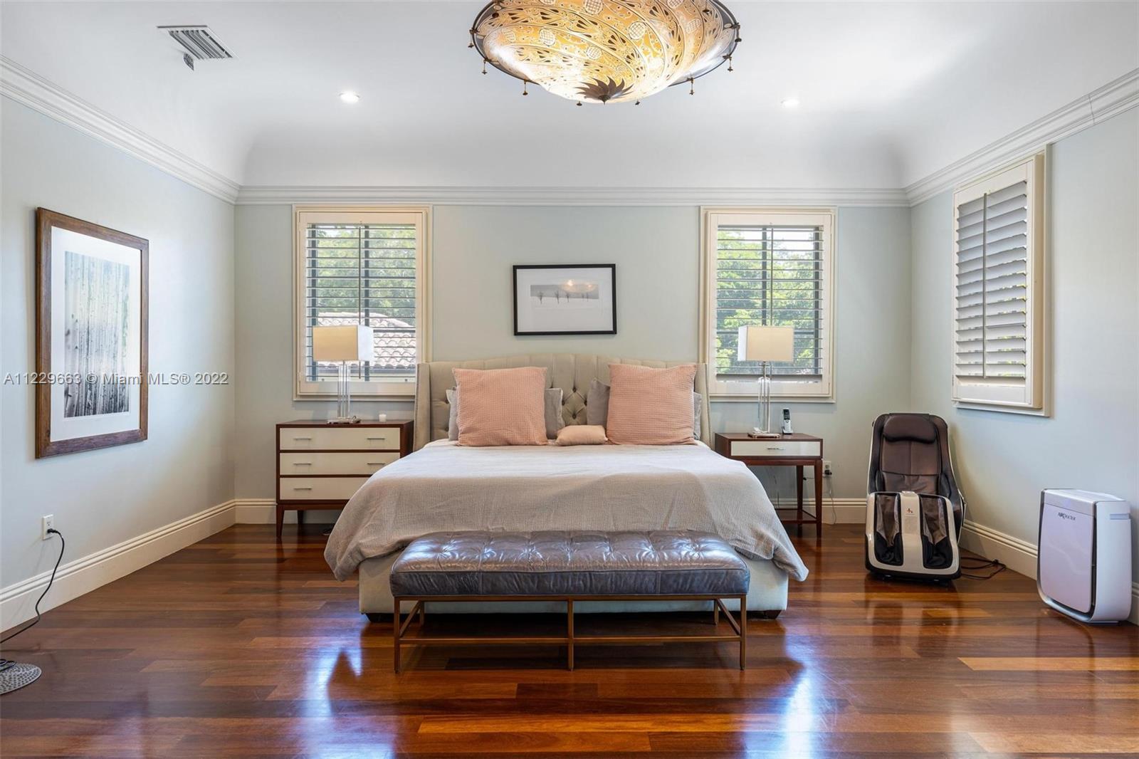 CORAL GABLE COUNTRY CLUB - Residential