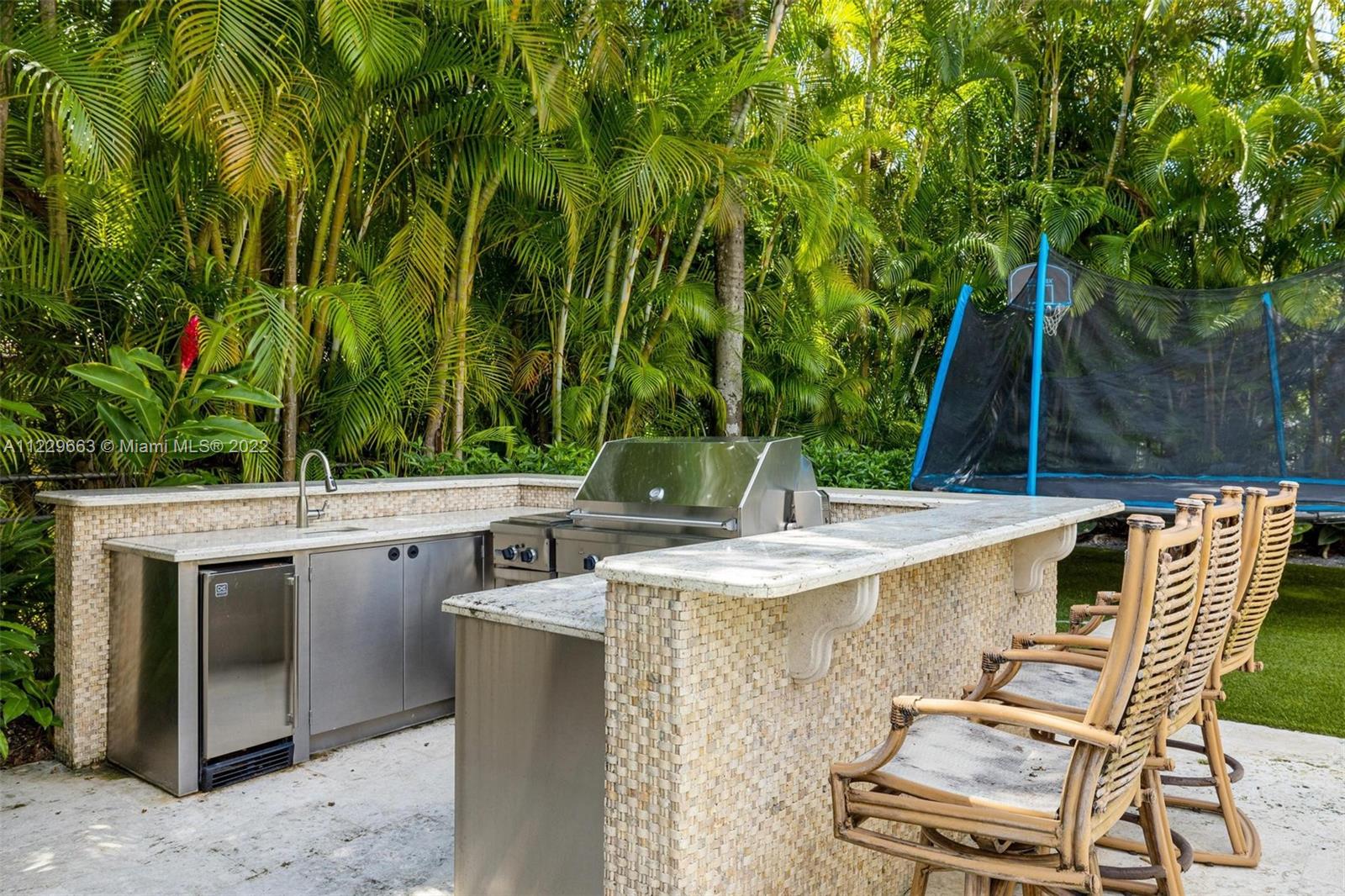 CORAL GABLE COUNTRY CLUB - Residential