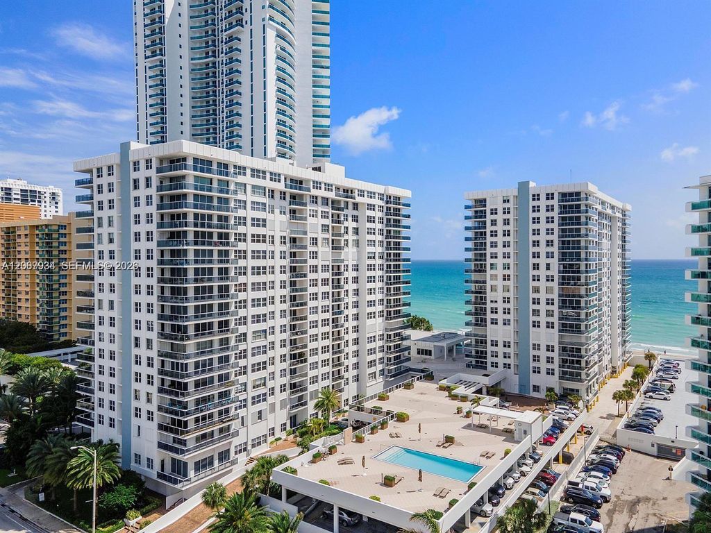 Photo of 2751 S Ocean Dr #1706S, Hollywood, FL 33019 (MLS # A12007934)