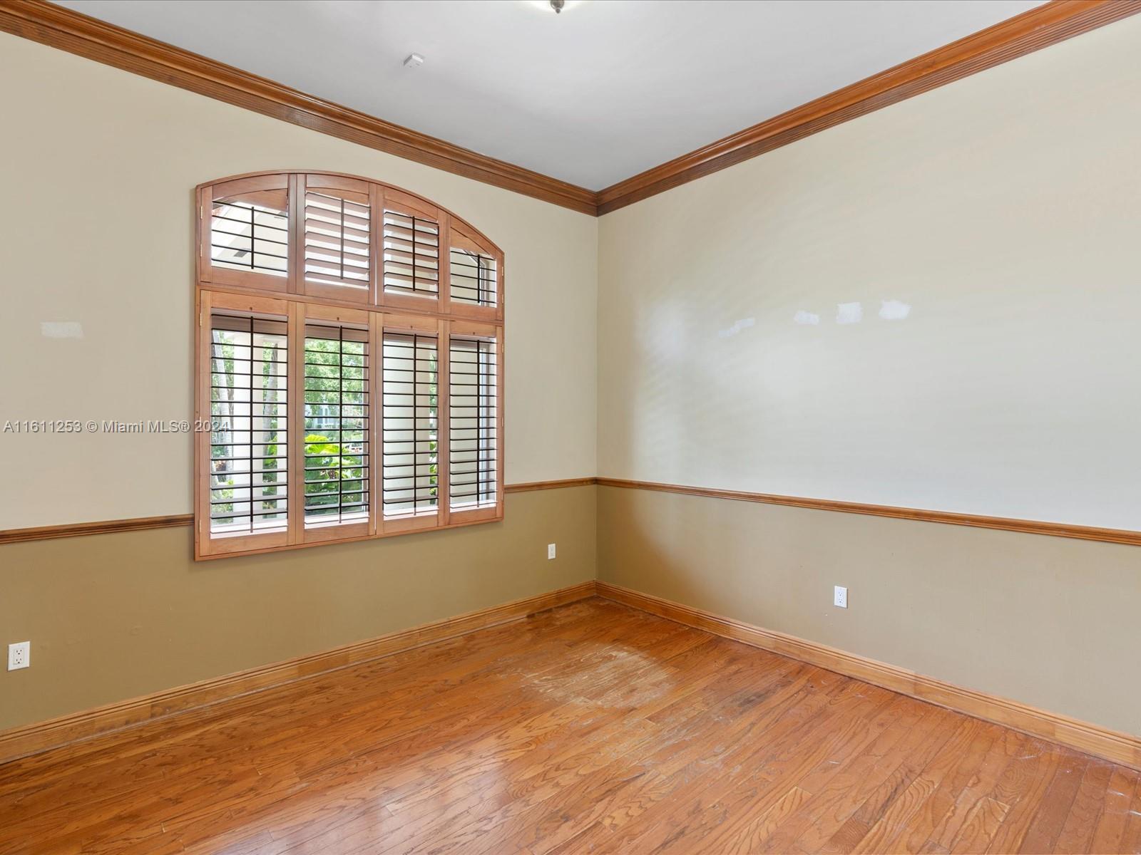 YORK-HAUS SUB - Residential