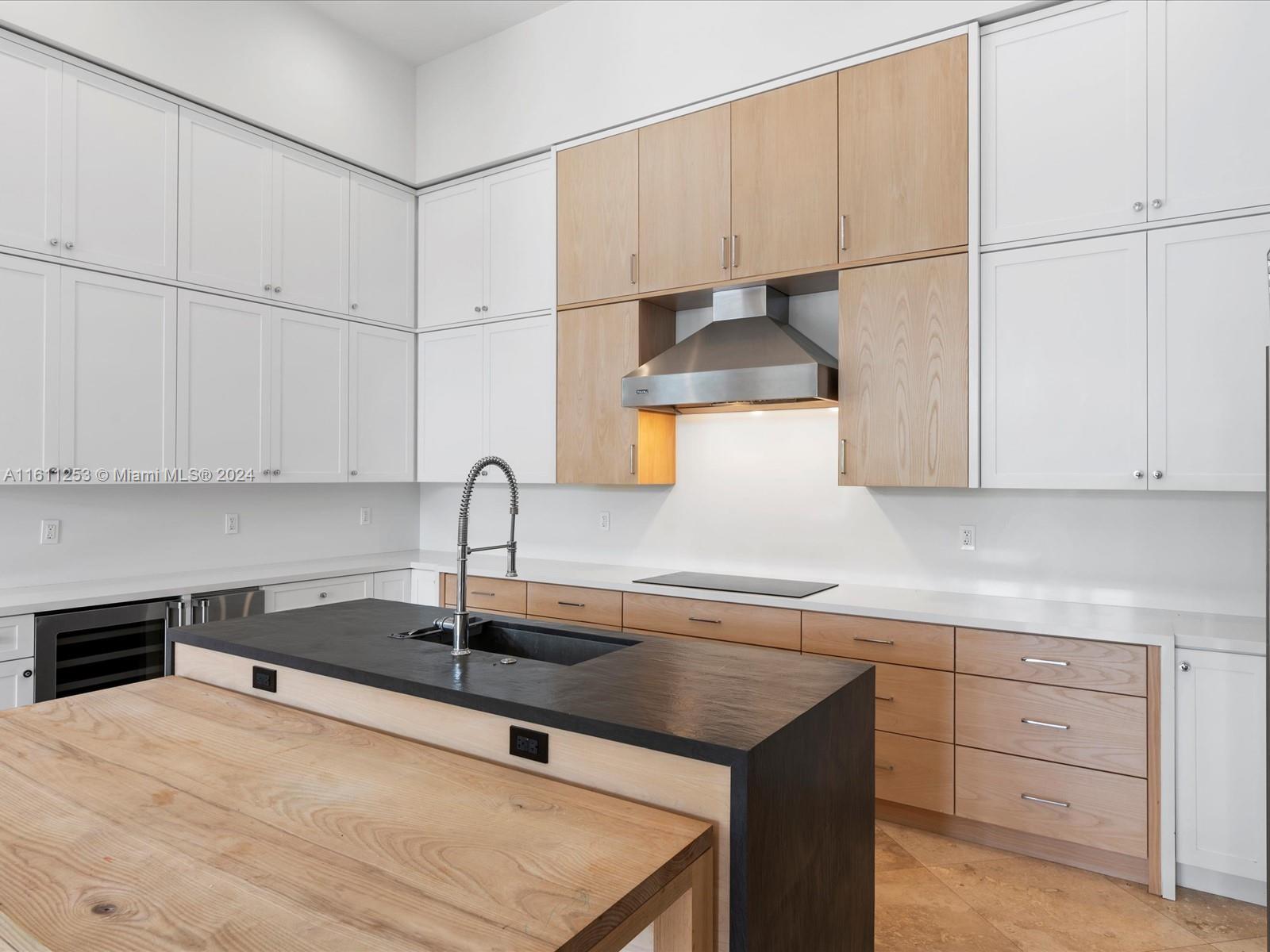 YORK-HAUS SUB - Residential