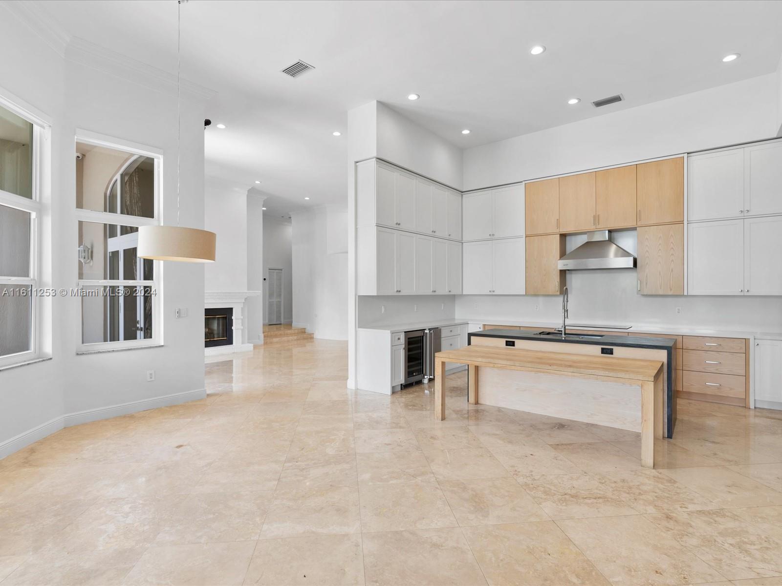 YORK-HAUS SUB - Residential