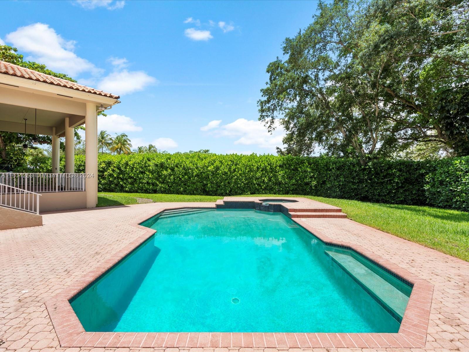 YORK-HAUS SUB - Residential