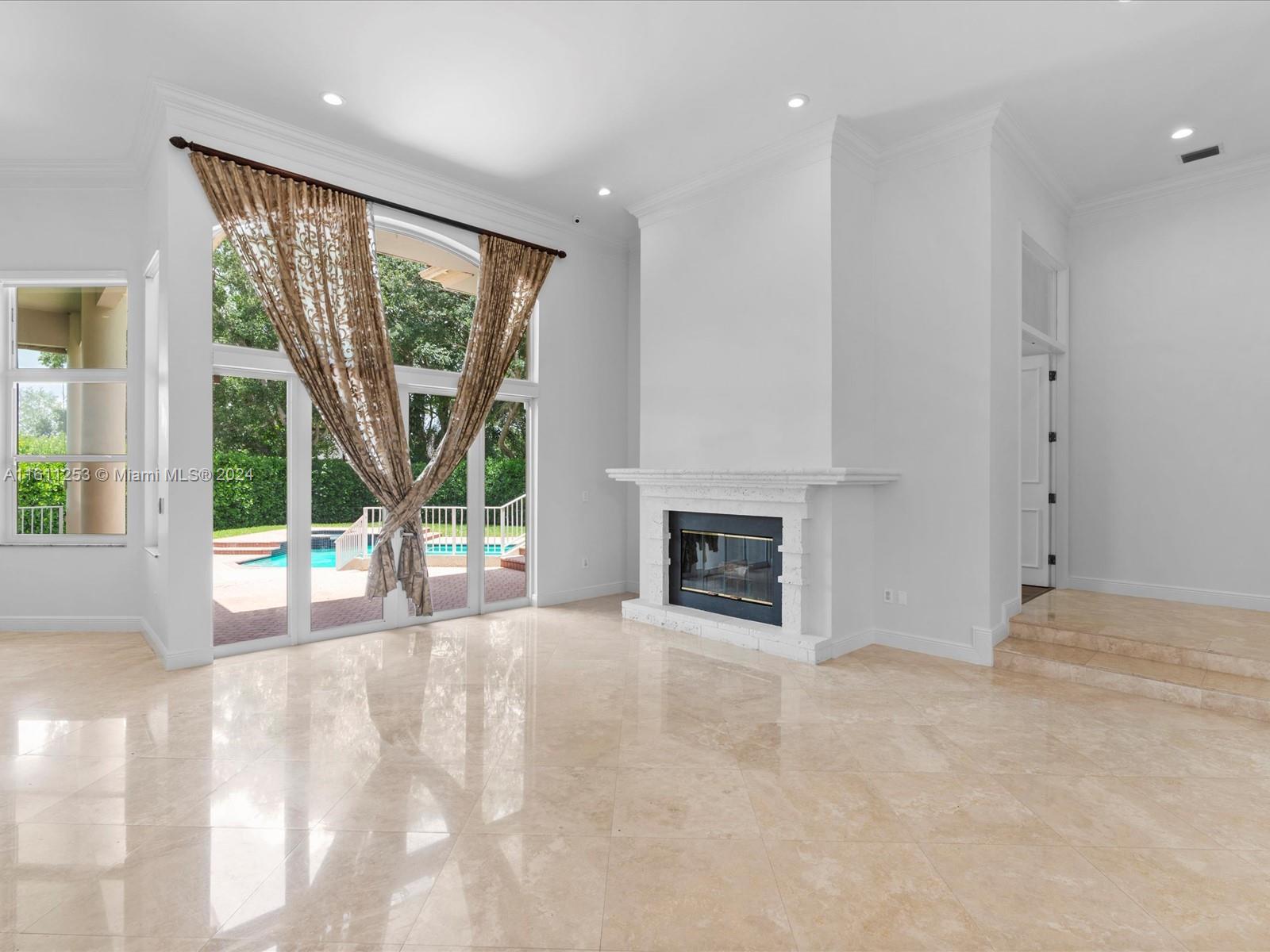 YORK-HAUS SUB - Residential