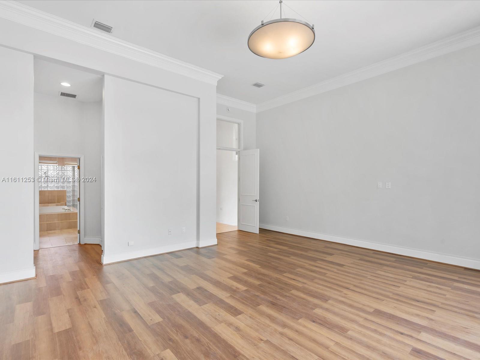 YORK-HAUS SUB - Residential