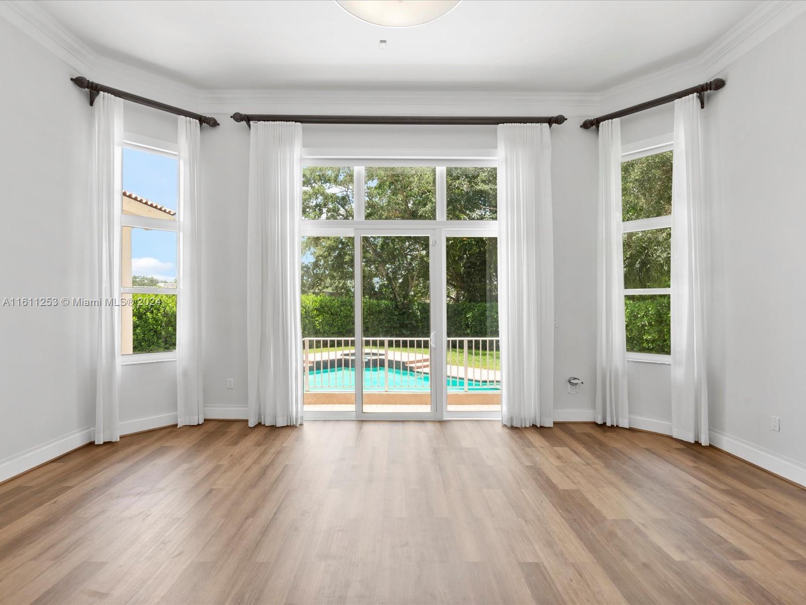 YORK-HAUS SUB - Residential