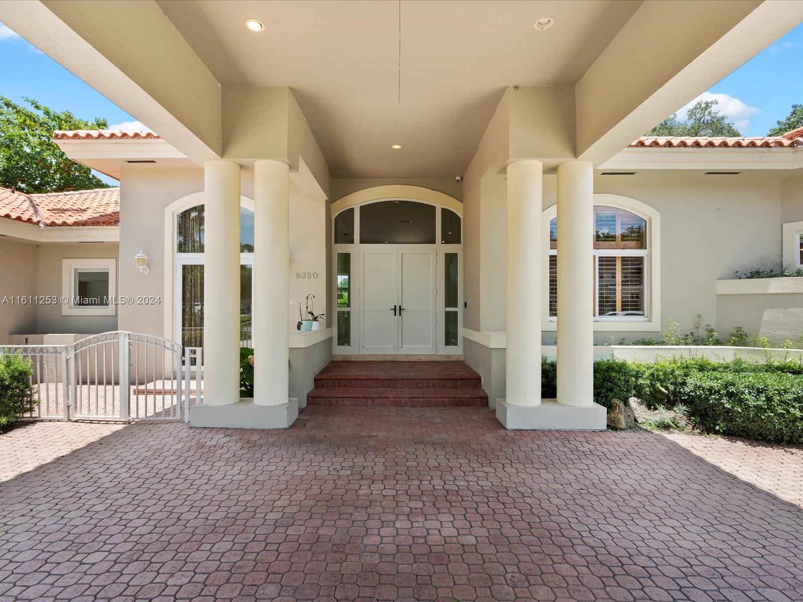 YORK-HAUS SUB - Residential