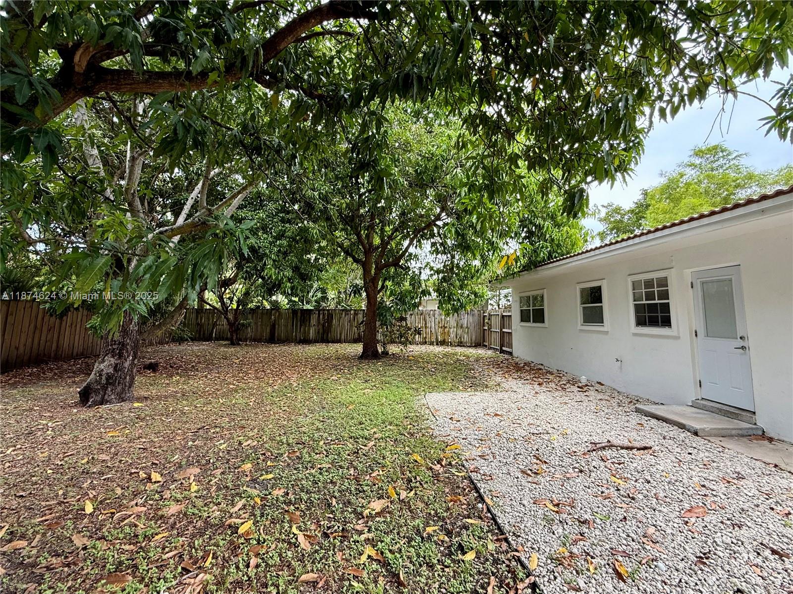 Lauderdale Park - Residential Lease