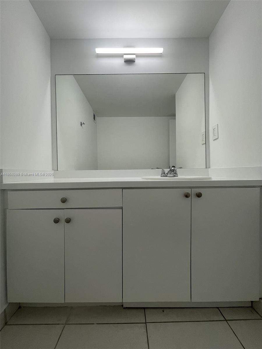 OLYMPUS CONDO - Residential