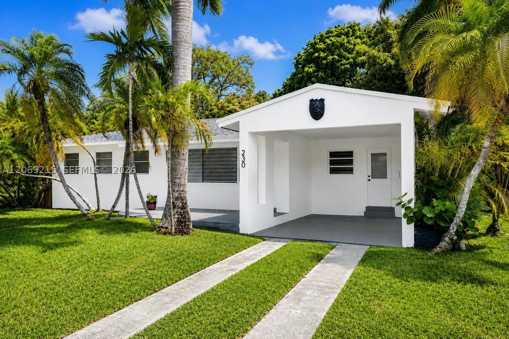 Photo of 230 NE 2nd Pl, Dania Beach, FL 33004 (MLS # A12069215)