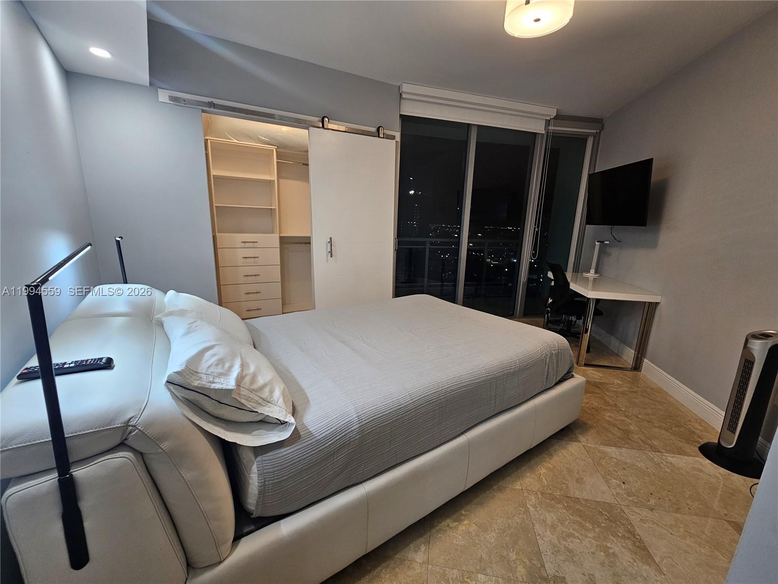 WIND CONDO - Residential