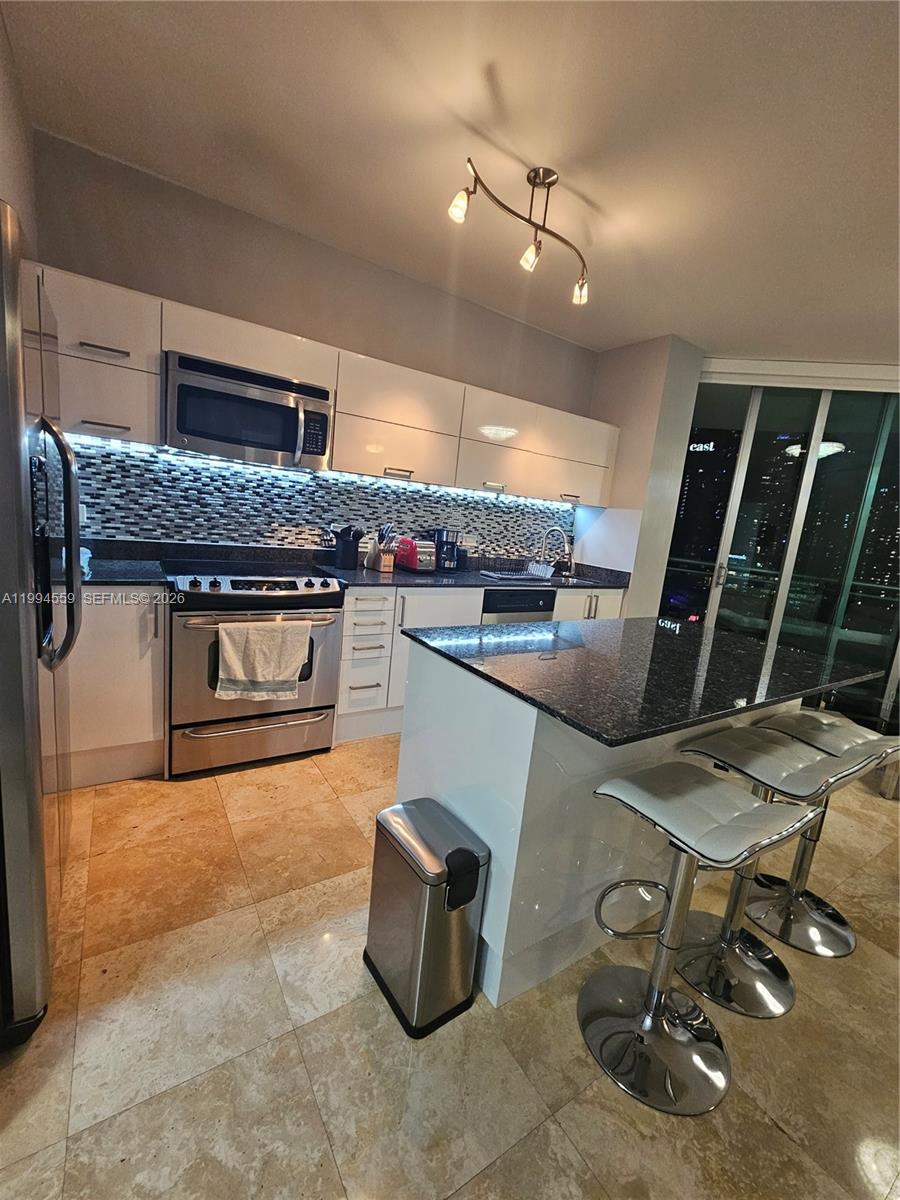 WIND CONDO - Residential