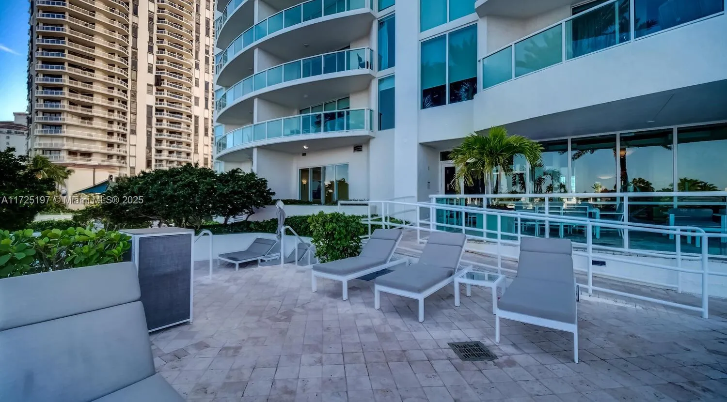 Aventura, Florida 33180, United States, 3 Bedrooms Bedrooms, ,4 BathroomsBathrooms,Residential,Active,18402