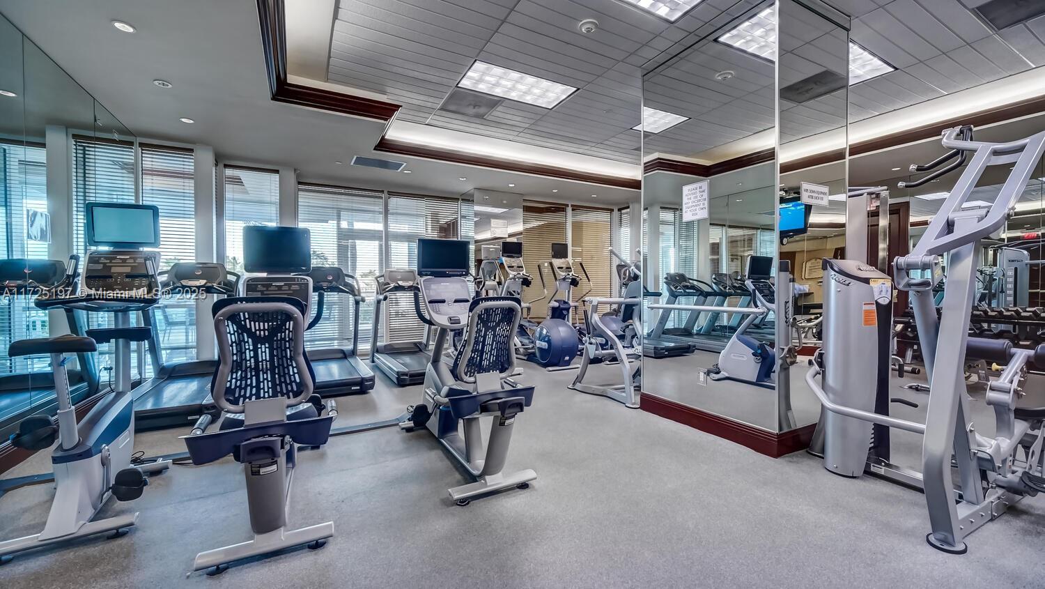 HAMPTONS SOUTH CONDO - Residential