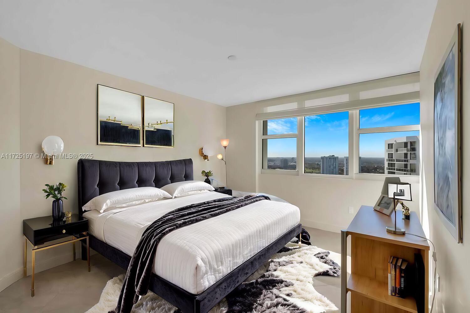 HAMPTONS SOUTH CONDO - Residential