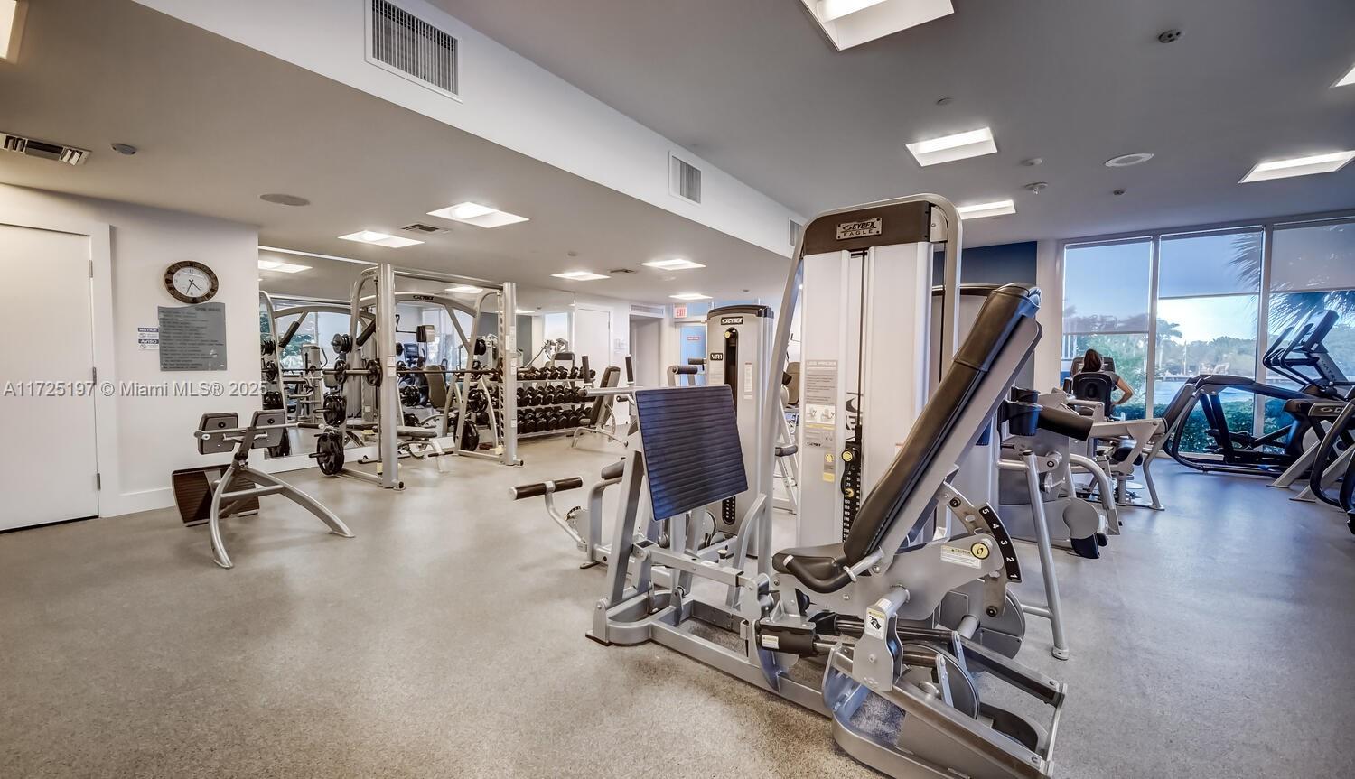 HAMPTONS SOUTH CONDO - Residential