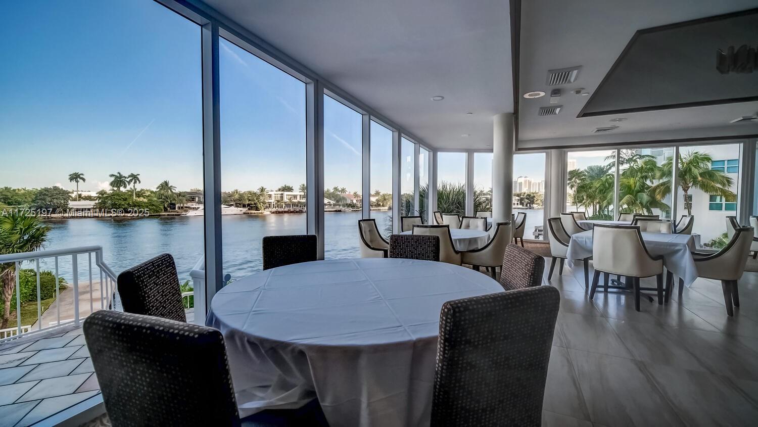 HAMPTONS SOUTH CONDO - Residential