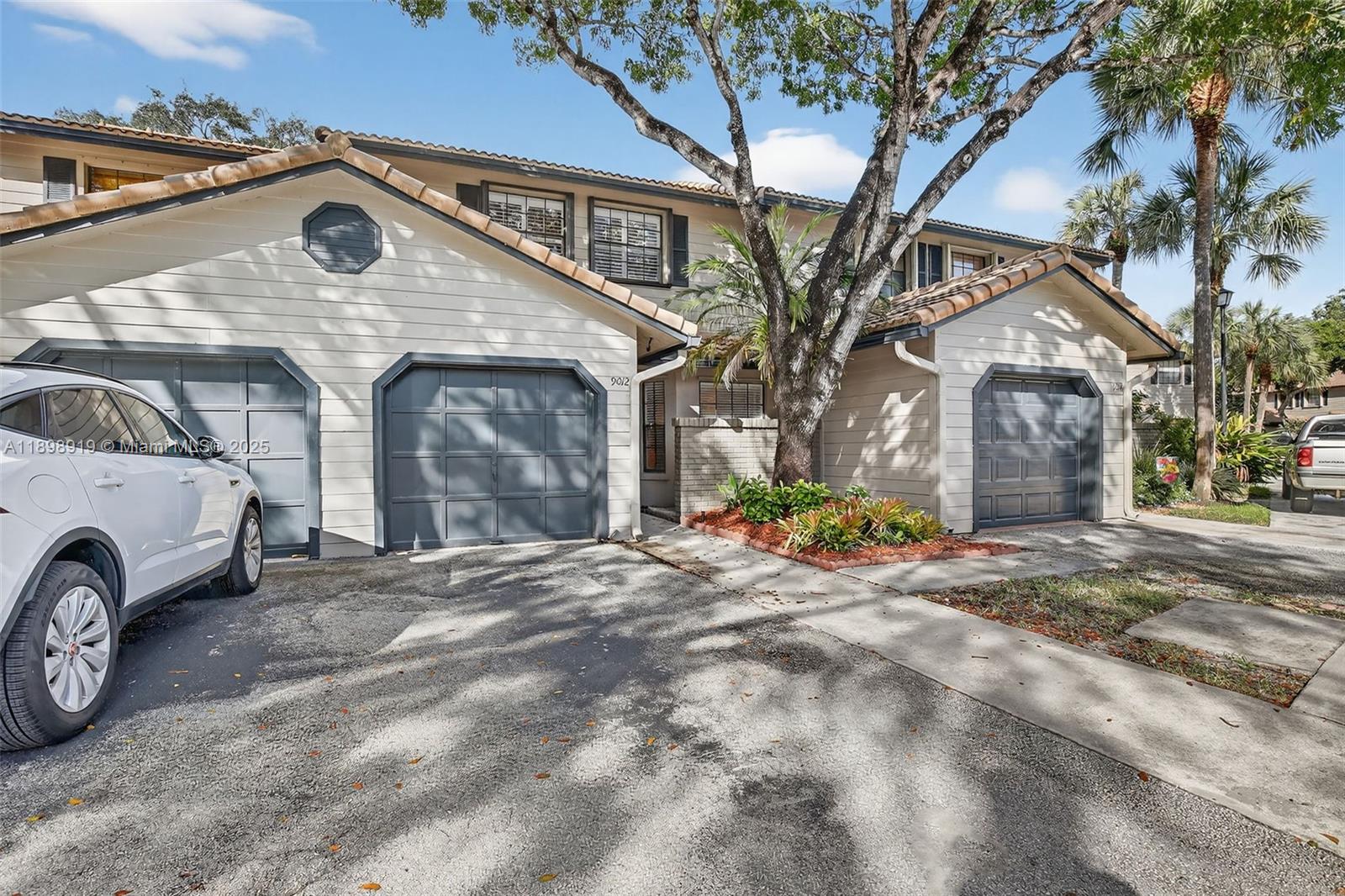 VINEYARDS OF PLANTATION C - Residential