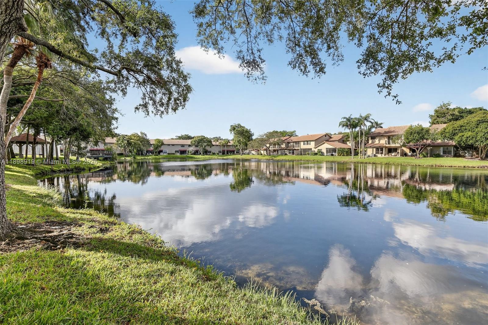 VINEYARDS OF PLANTATION C - Residential
