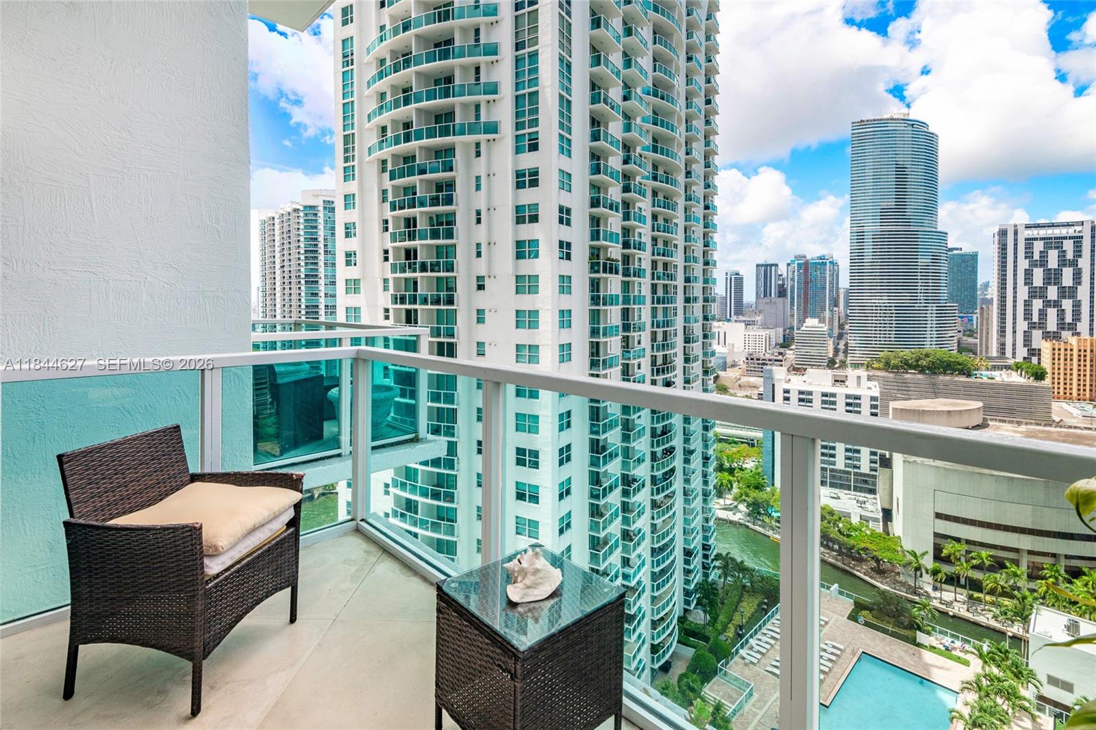 BRICKELL ON THE RIVER S T - Residential