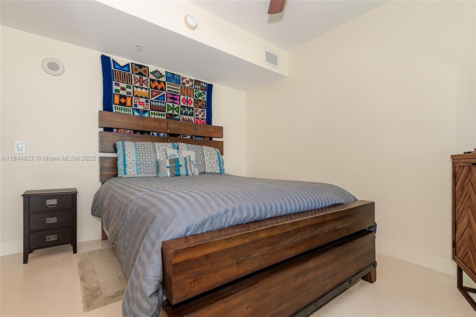 BRICKELL ON THE RIVER S T - Residential