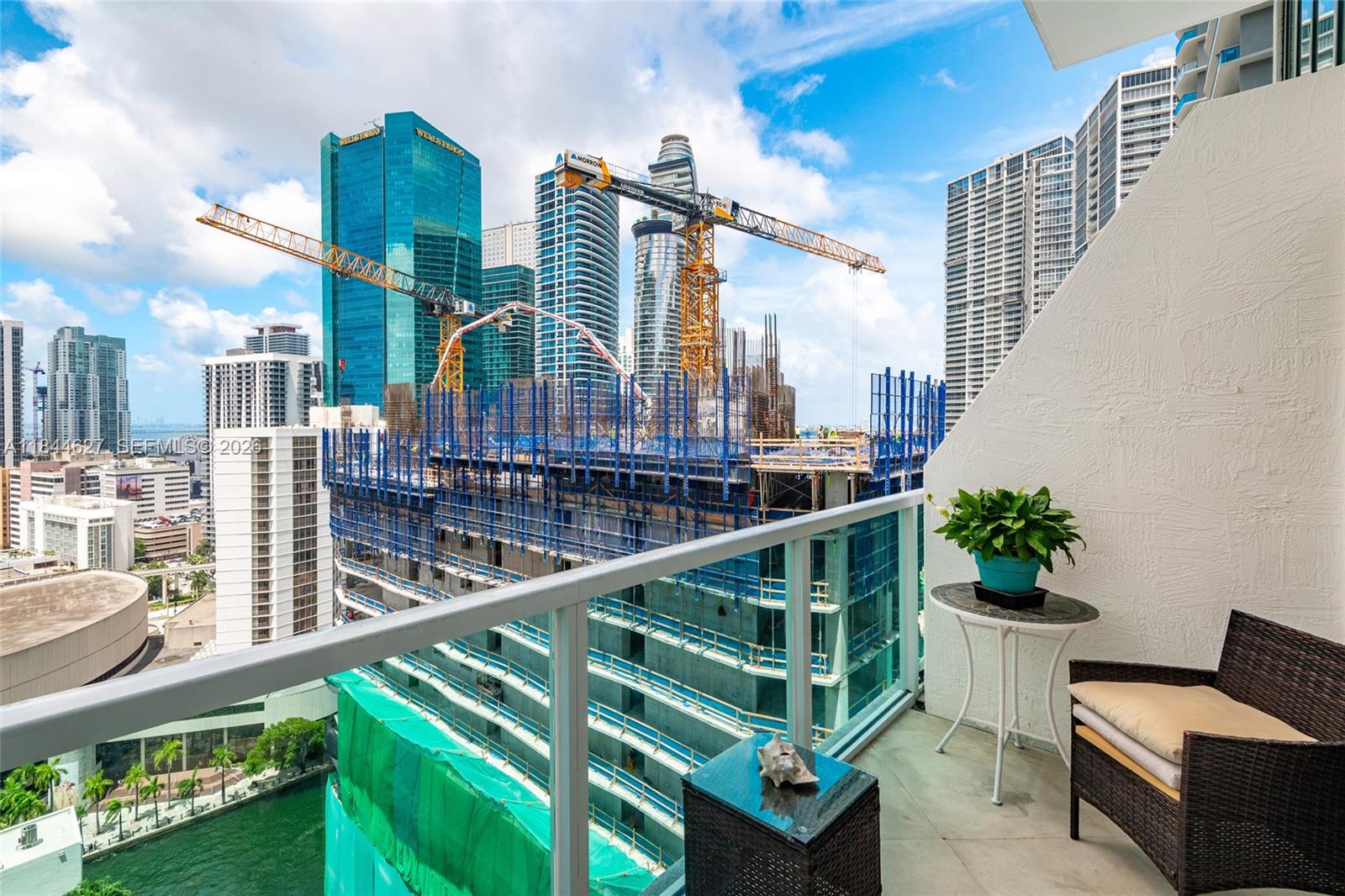 BRICKELL ON THE RIVER S T - Residential