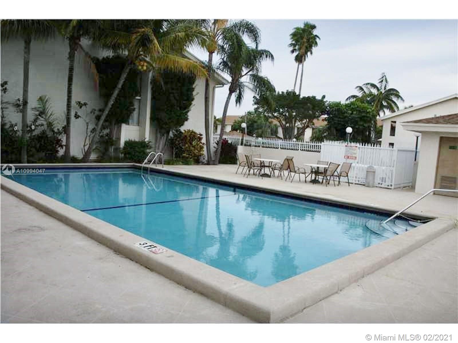 LAKEVIEW TOWNHOUSES CONDO - Residential