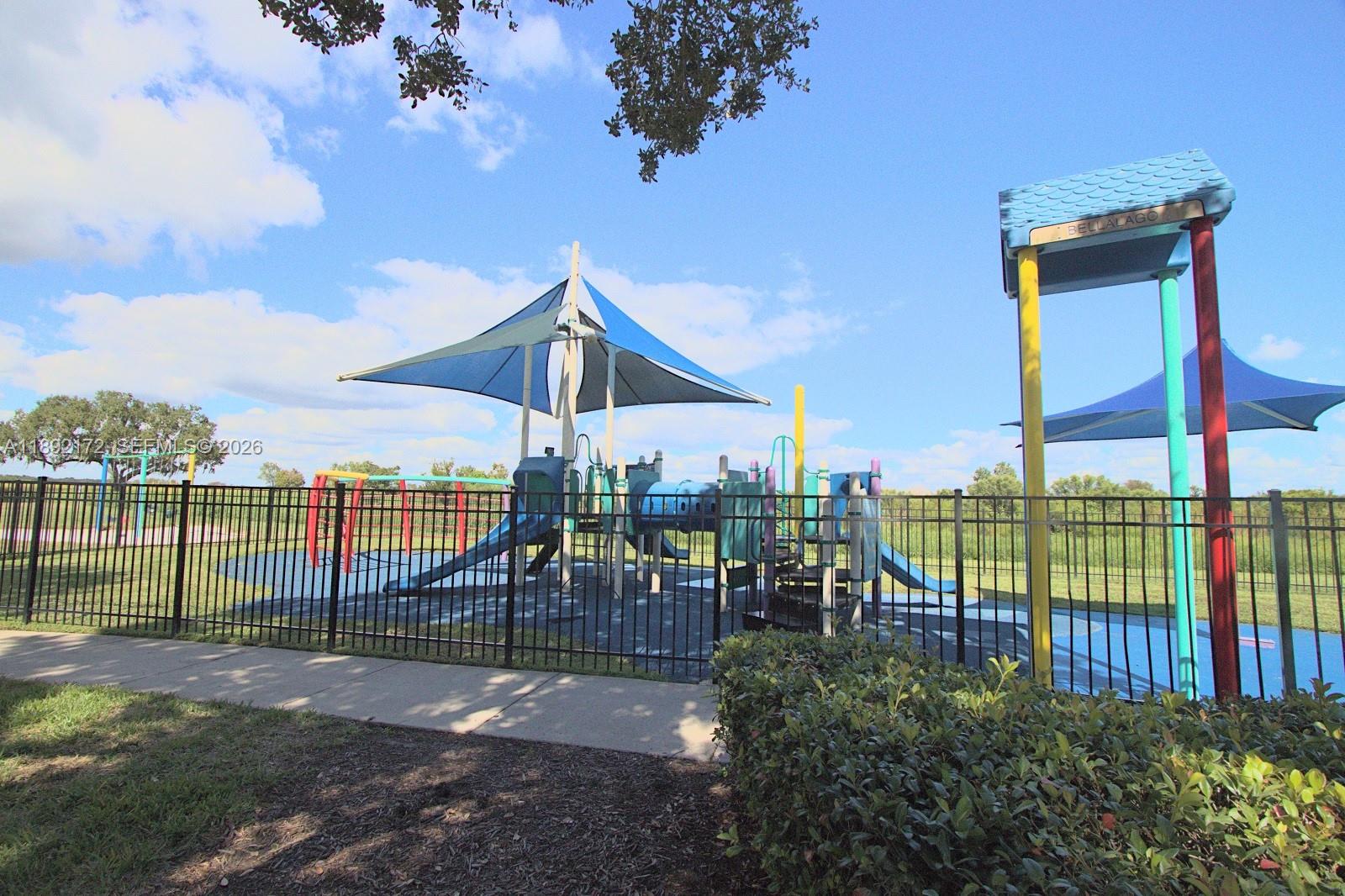 BELLALAGO PH 3M - Residential