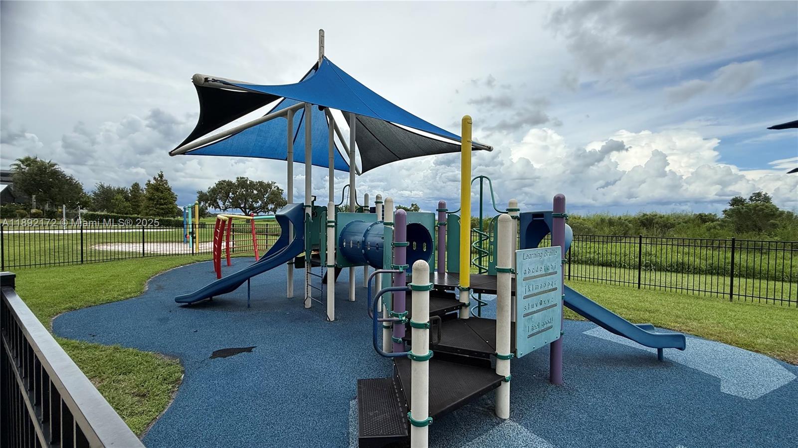 BELLALAGO PH 3M - Residential