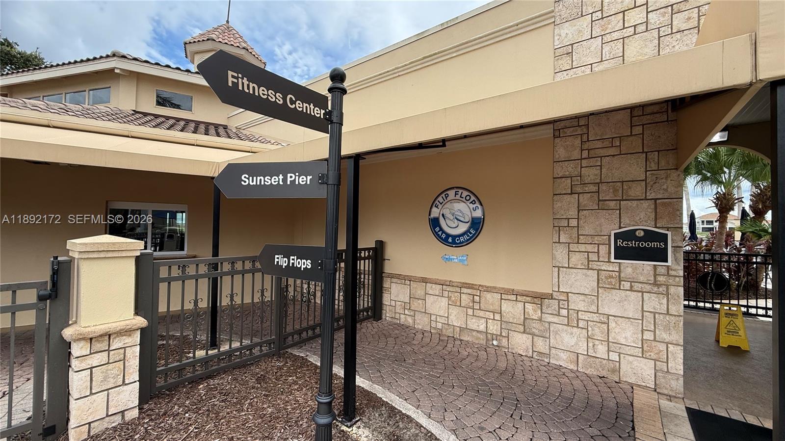 BELLALAGO PH 3M - Residential