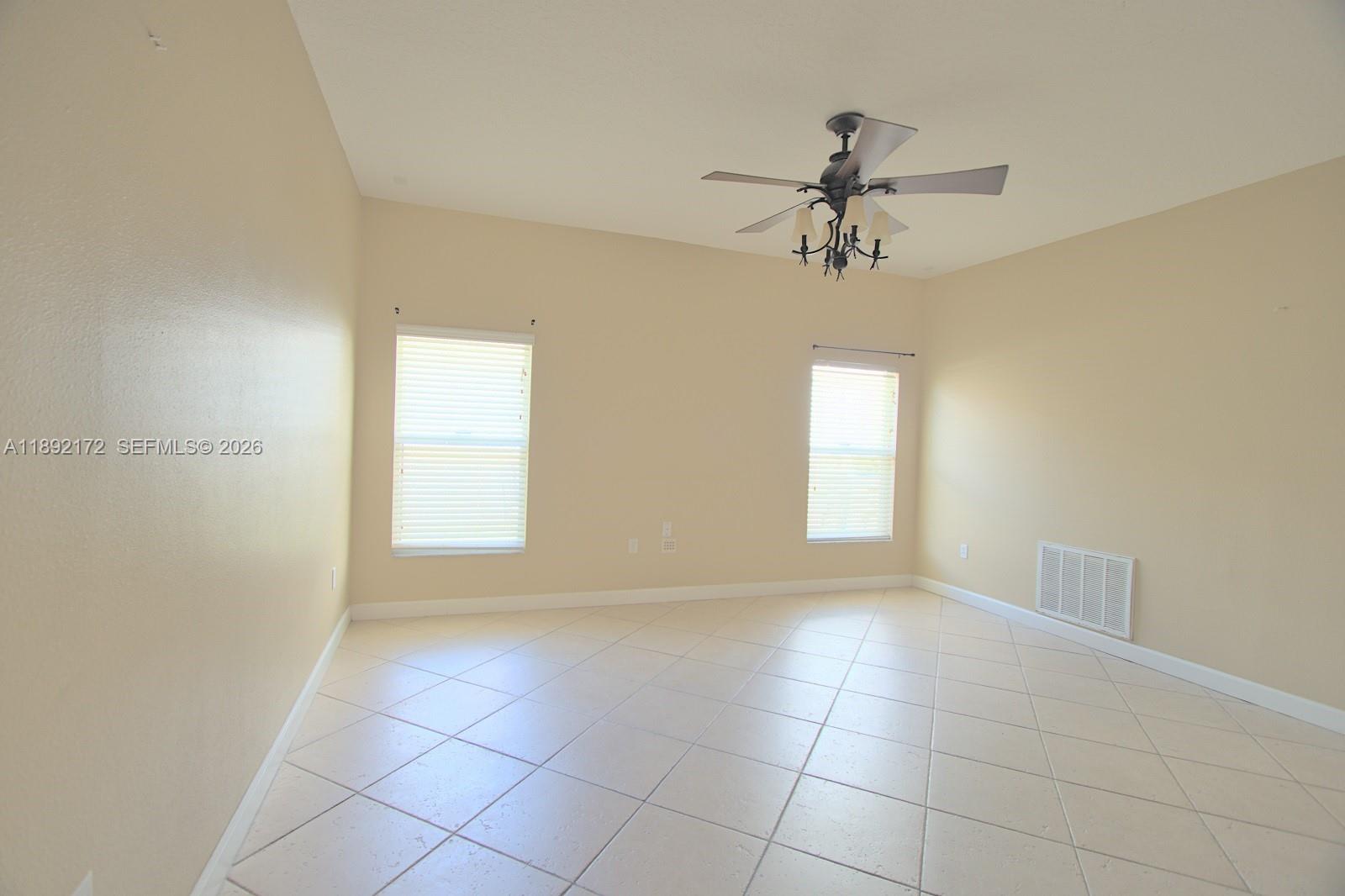 BELLALAGO PH 3M - Residential