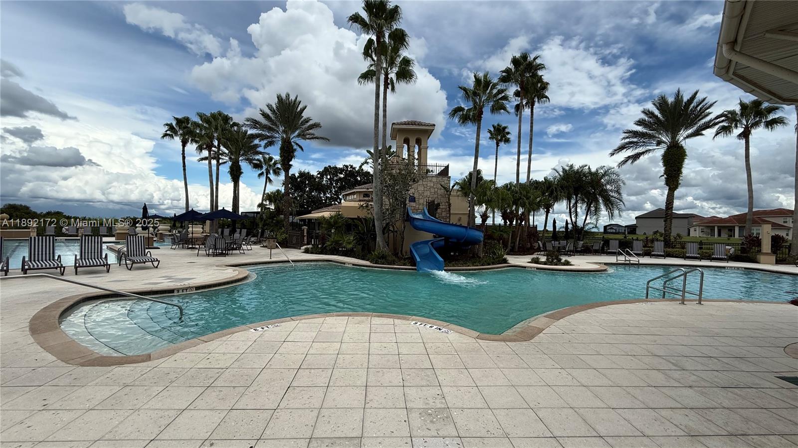 BELLALAGO PH 3M - Residential