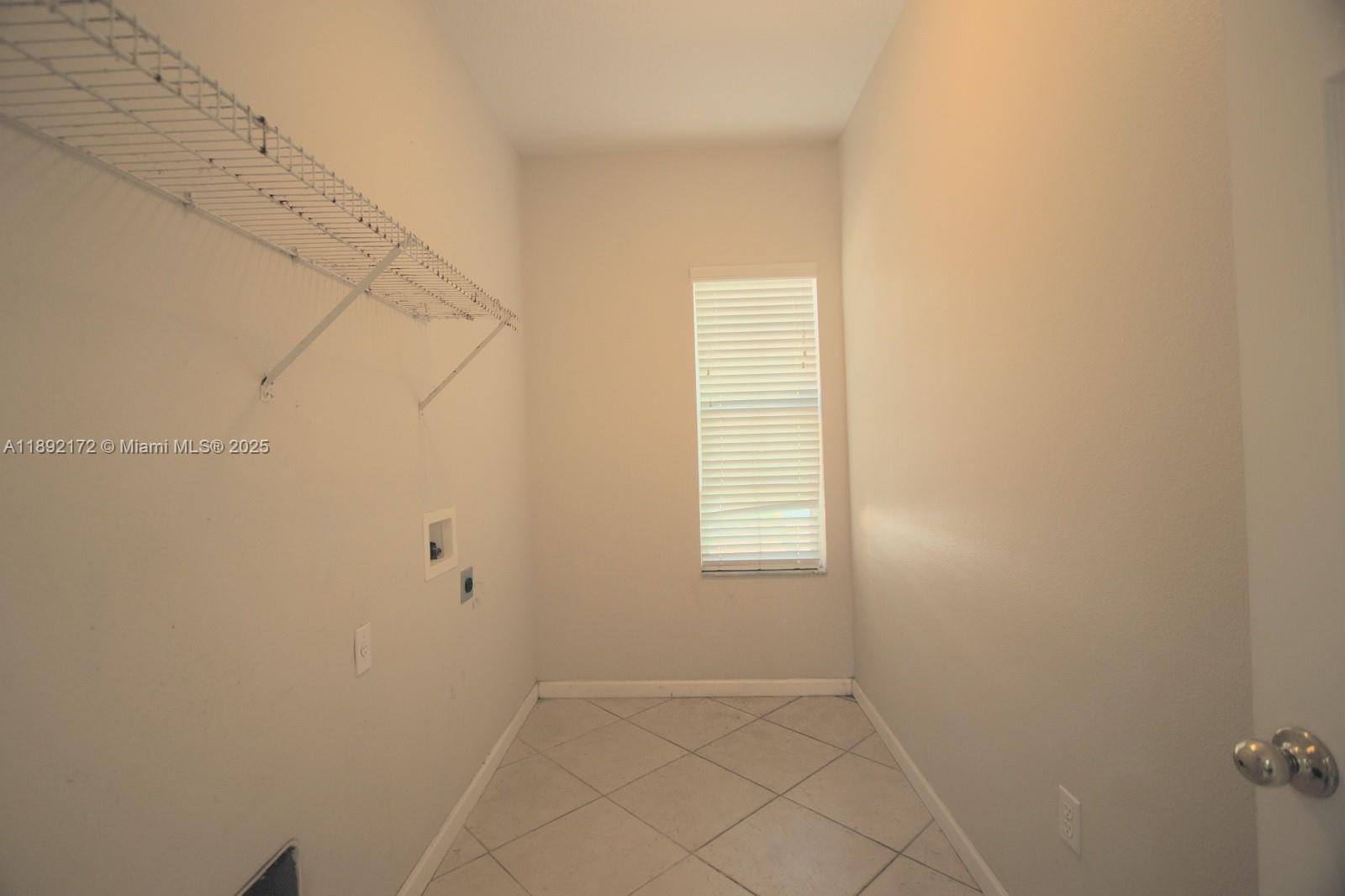 BELLALAGO PH 3M - Residential