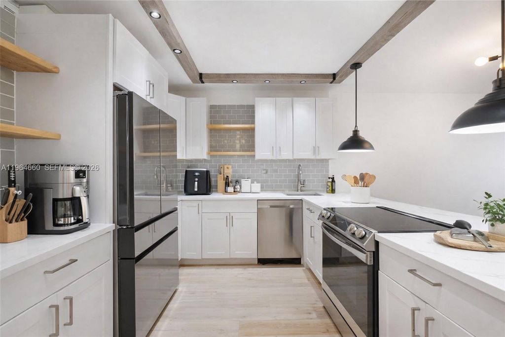 Photo of 600 Three Islands Blvd #1214, Hallandale Beach, FL 33009 (MLS # A11964660)