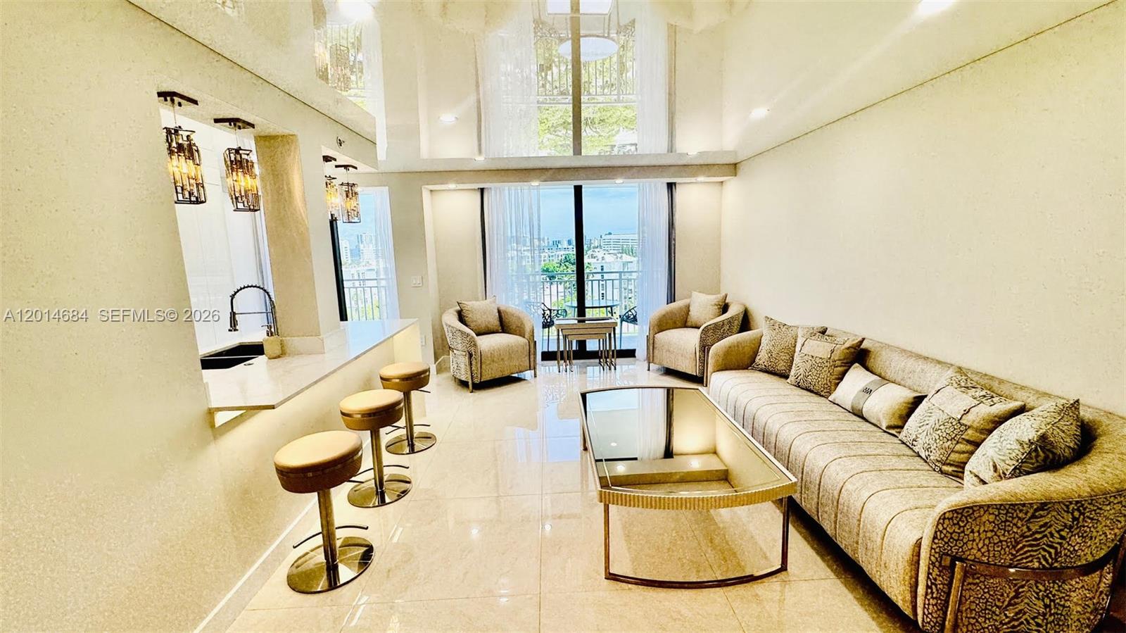 WINSTON TOWERS 600 CONDO - Residential