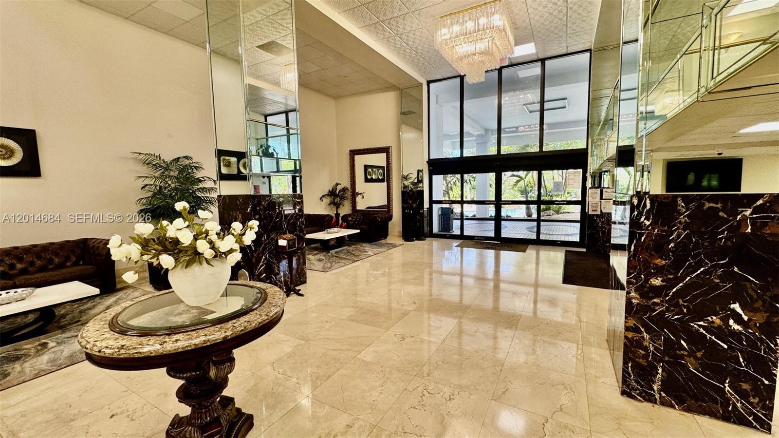 WINSTON TOWERS 600 CONDO - Residential