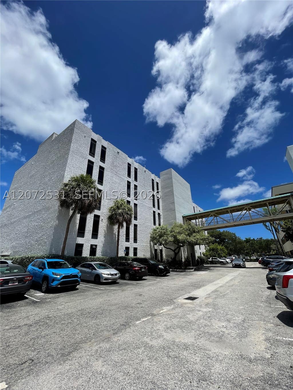 Photo of 3700 Washington St #500A, Hollywood, FL 33021 (MLS # A12072531)