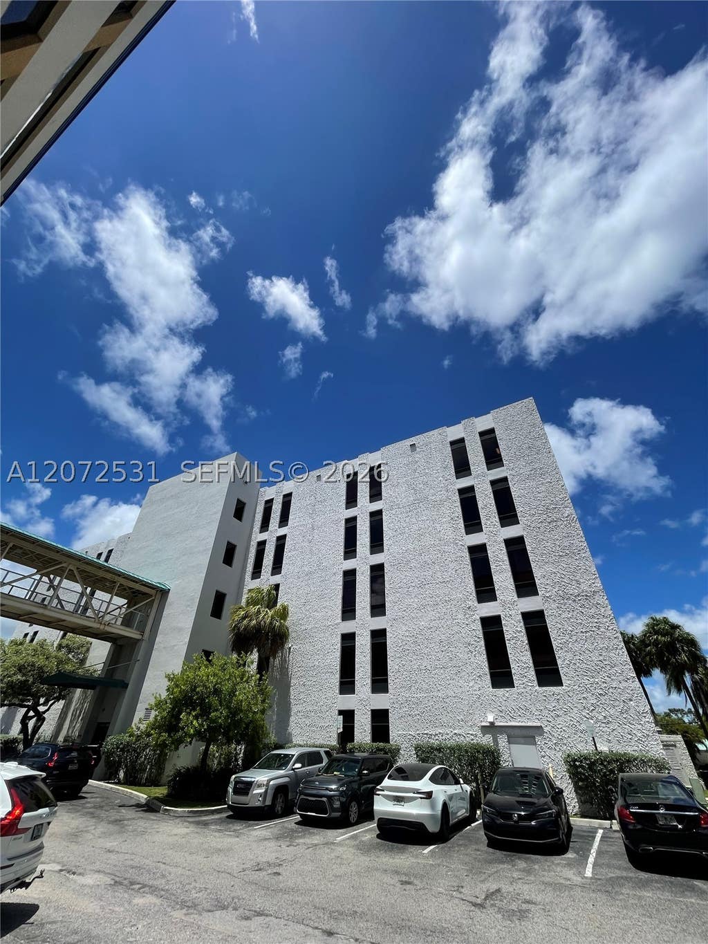 Photo of 3700 Washington St #500A, Hollywood, FL 33021 (MLS # A12072531)