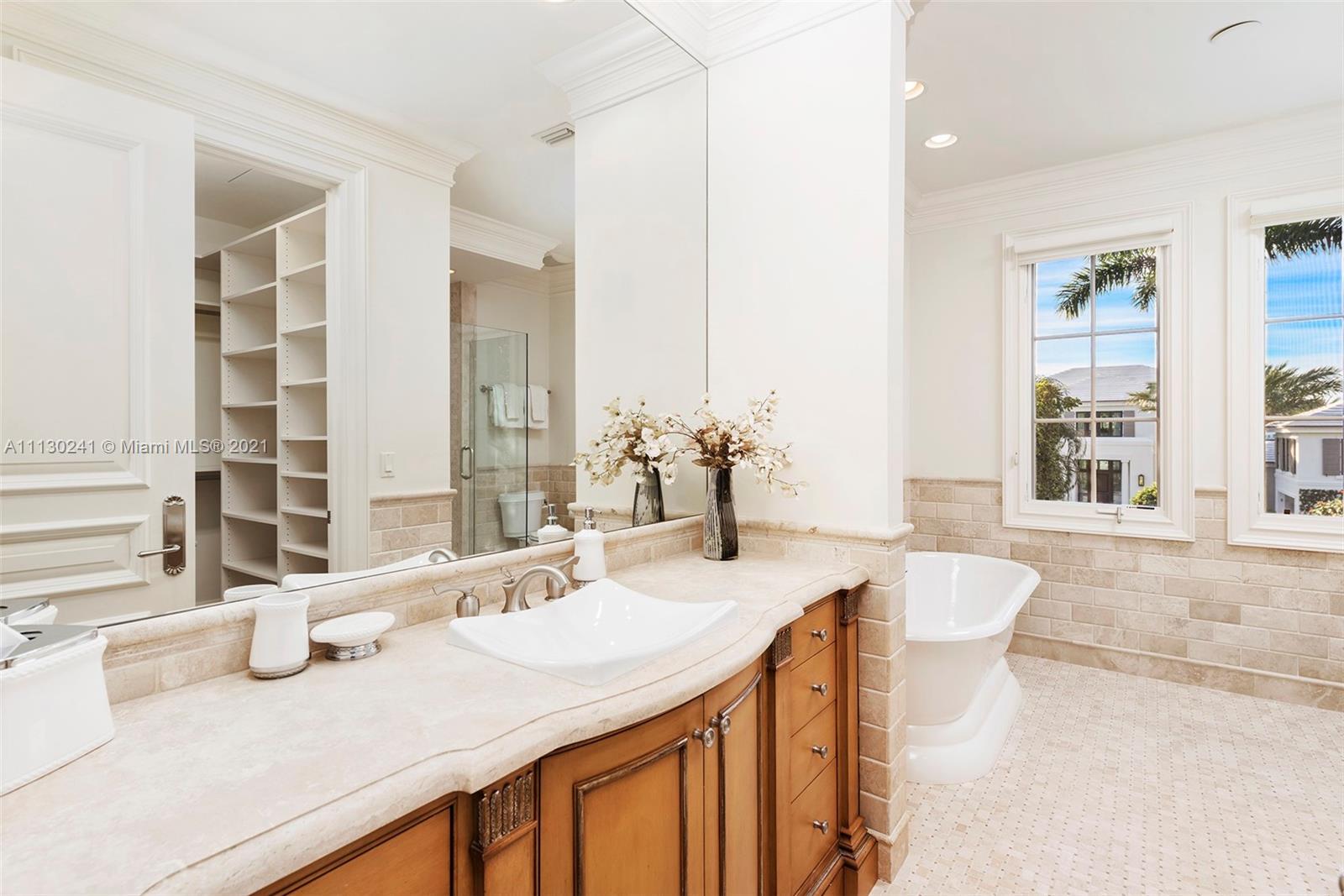 EVERGLADES ISLAND - Residential