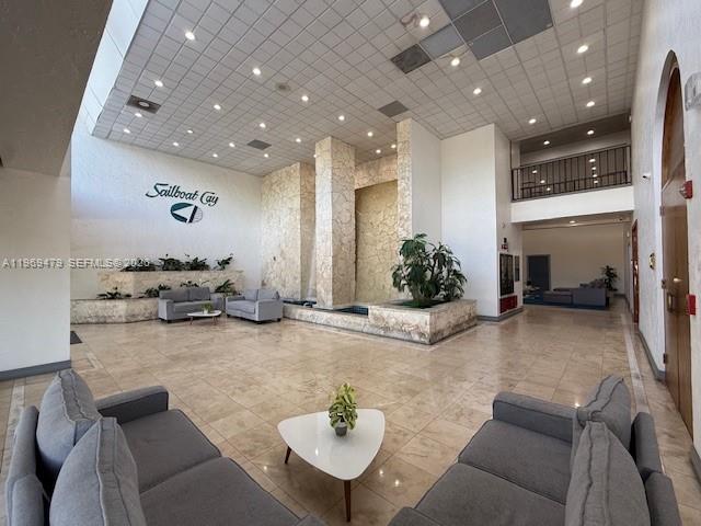 SAILBOAT CAY CONDO - Residential