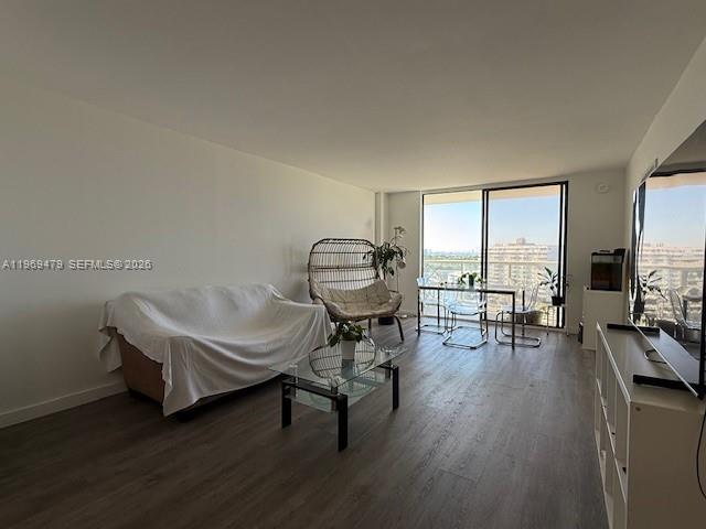 SAILBOAT CAY CONDO - Residential