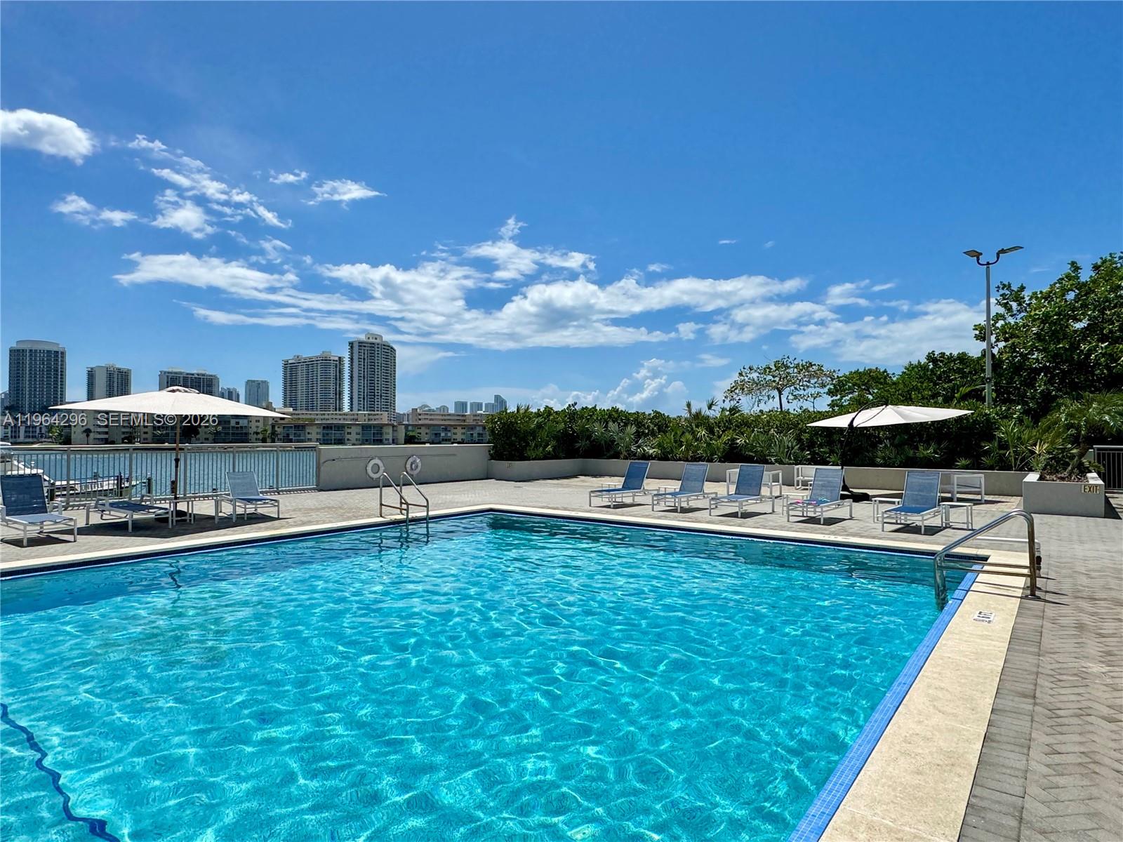 DEL PRADO MARINA - Residential