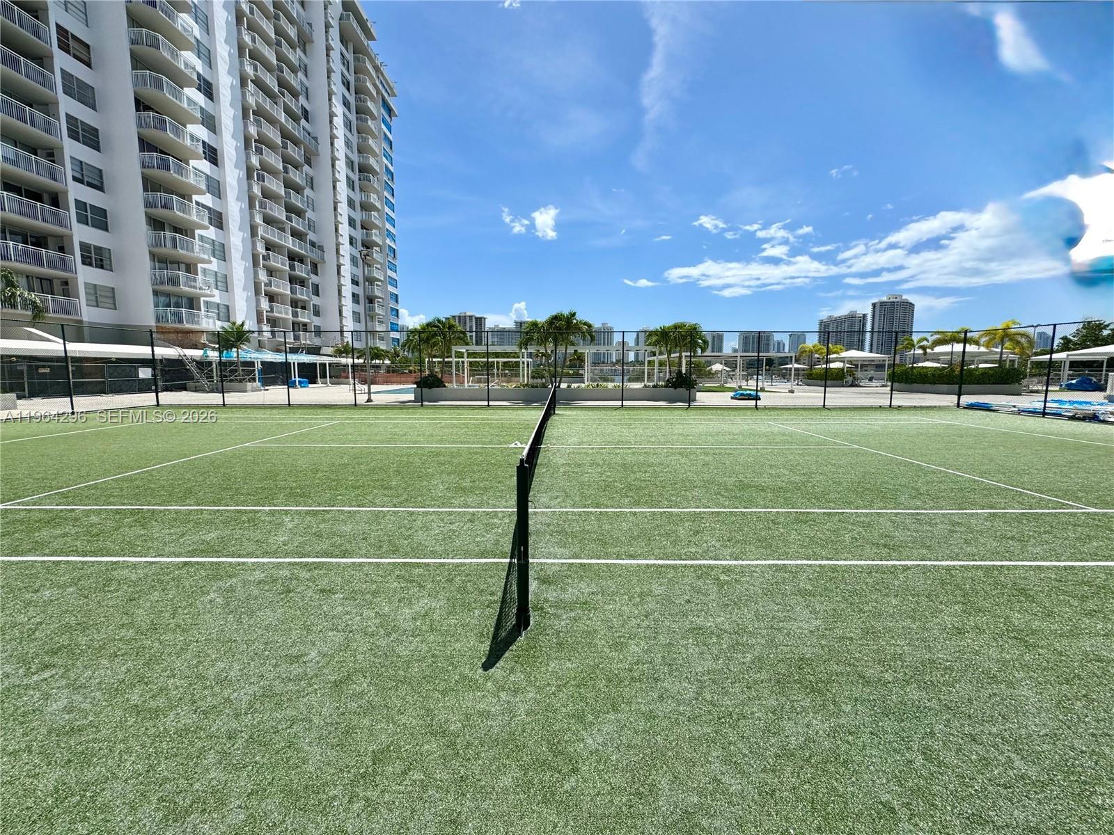 DEL PRADO MARINA - Residential