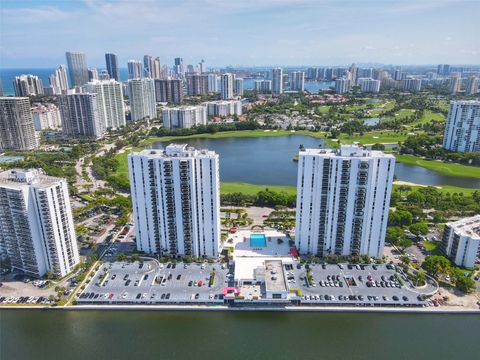 A home in Aventura