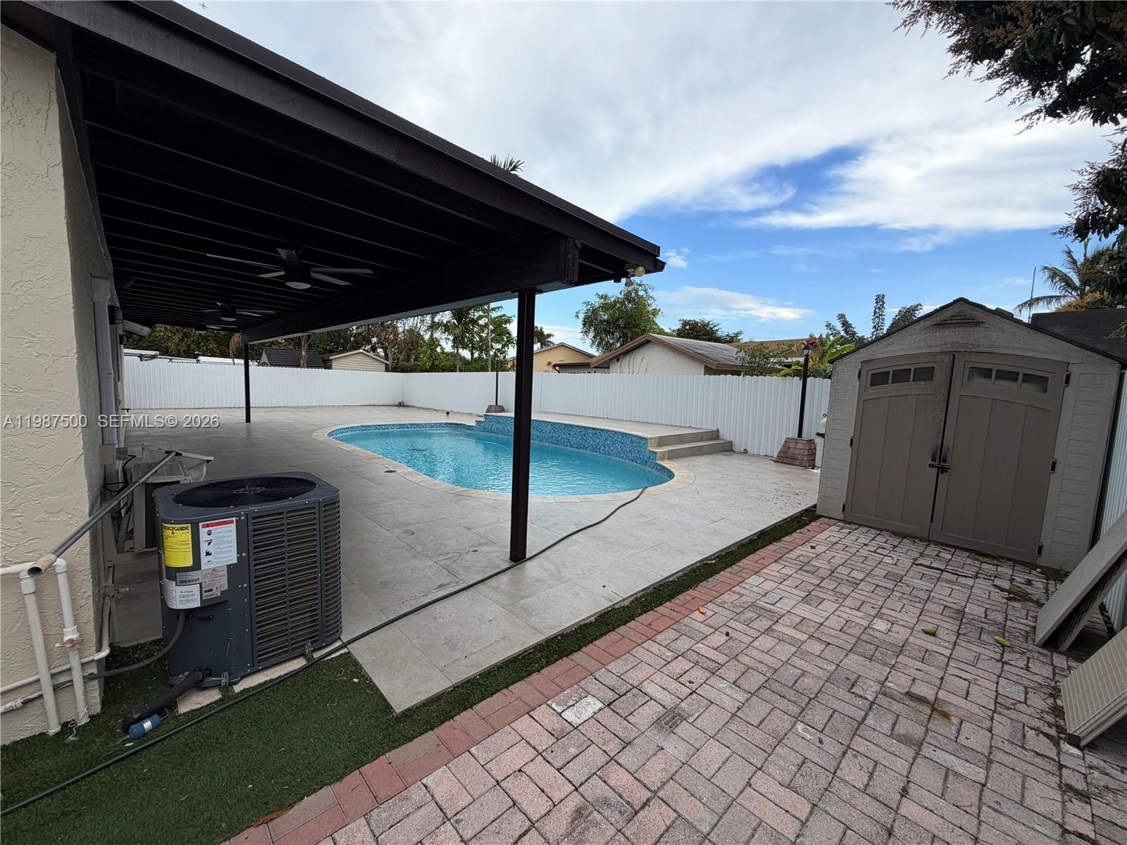 WESTWIND LAKES SEC 2 - Residential