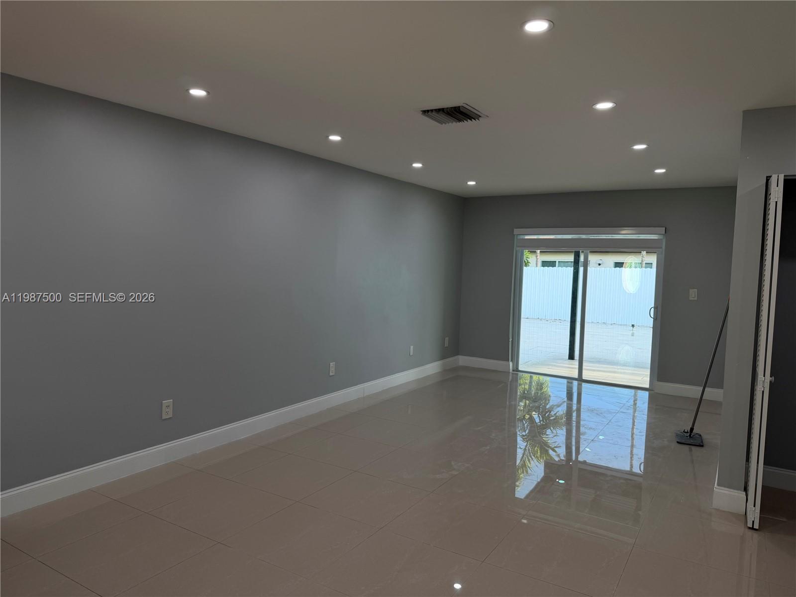 WESTWIND LAKES SEC 2 - Residential