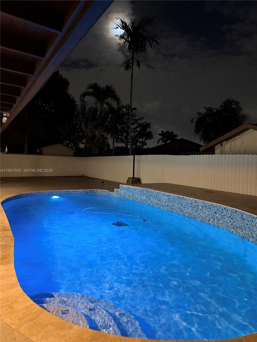 WESTWIND LAKES SEC 2 - Residential