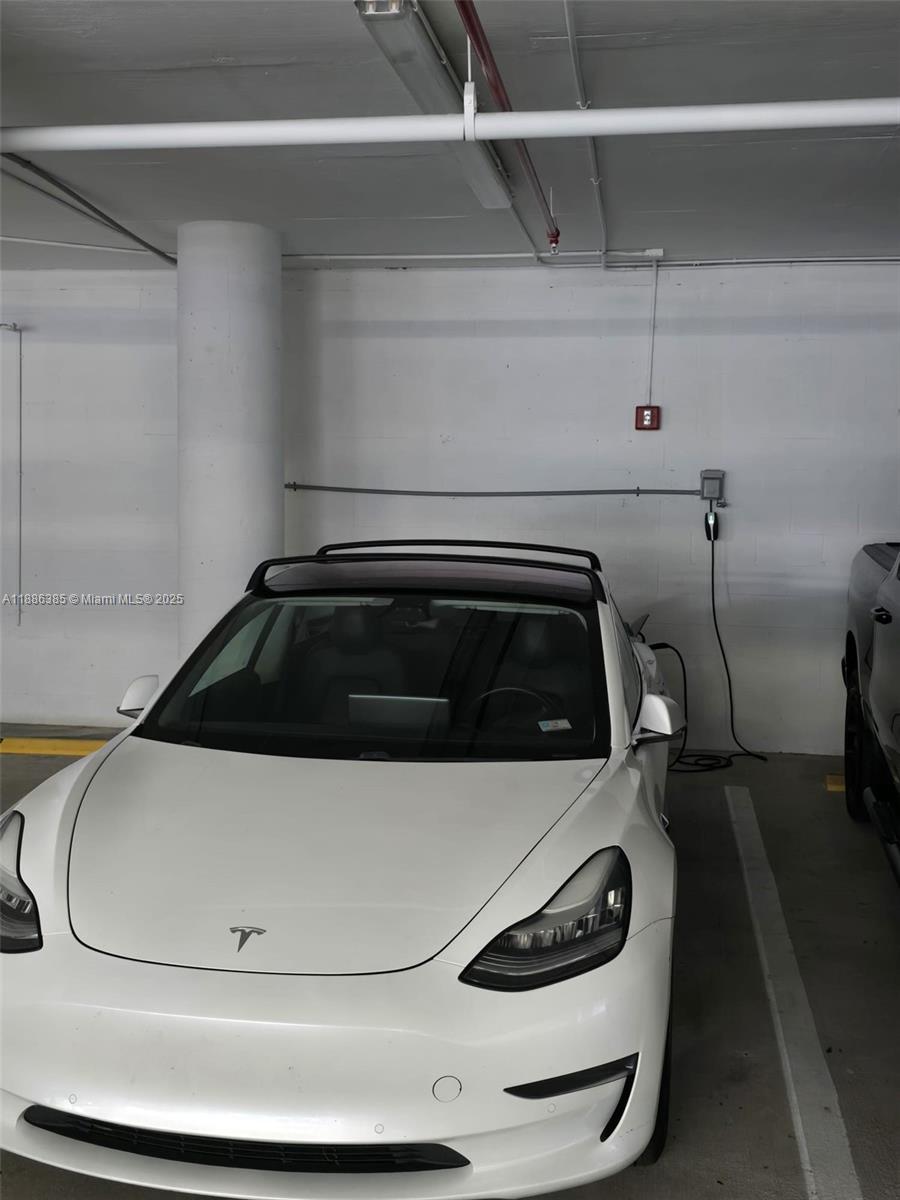 NAUTICA CONDO - Residential