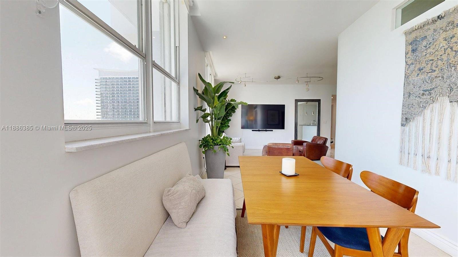 NAUTICA CONDO - Residential