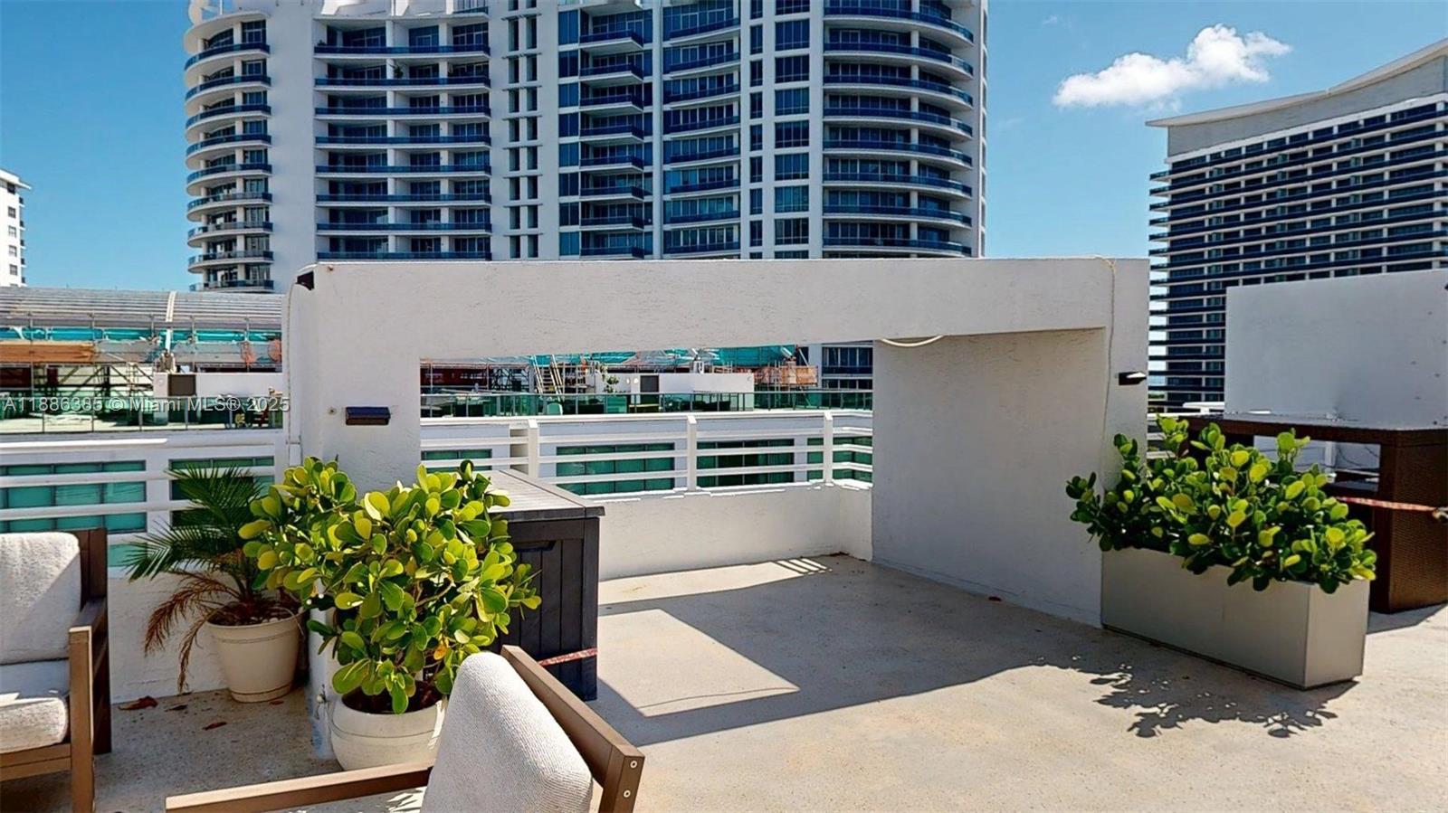 NAUTICA CONDO - Residential